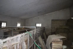 #598 Porzione di tre fabbricati rurali