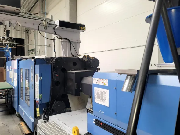 Pressa a iniezione FCS SD-600MSV