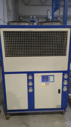Pressa a iniezione FCS SD-600MSV