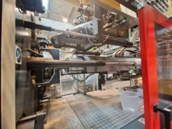 Pressa a iniezione FERROMATIK MILACRON K-TEC 450