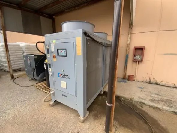 1#8636 Pressa a Iniezione per termoplastici NPM Dynamic 150 con accessori