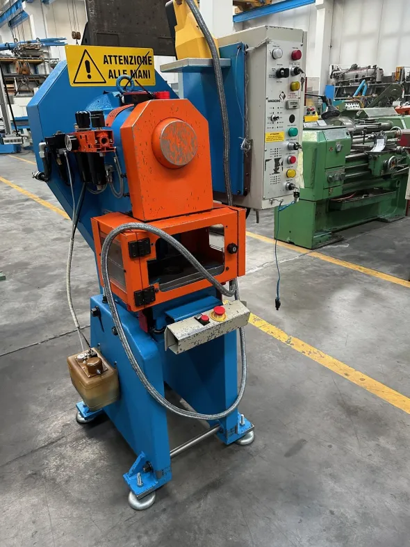 Pressa eccentrica SAN GIACOMO 10 TON