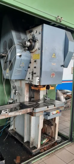 PRESSA ECCENTRICA 60 TON USATA MECCANICA BULCOM