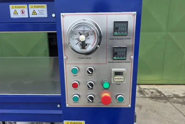 Pressa idraulica a caldo mod. PCO 3013
