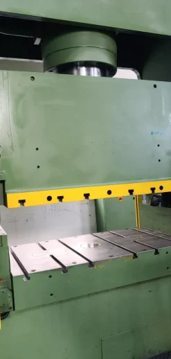 Pressa idraulica DIEFFENBACHER PO 500A