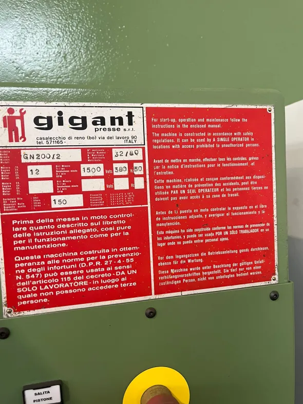 Pressa idraulica Gigant 200 ton usata