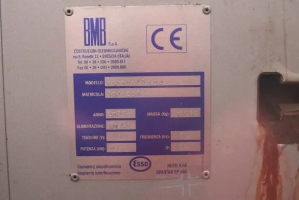 5#7165 Pressa iniezione BMB KW 650-3450