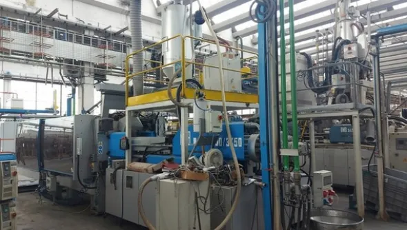 5#7165 Pressa iniezione BMB KW 650-3450