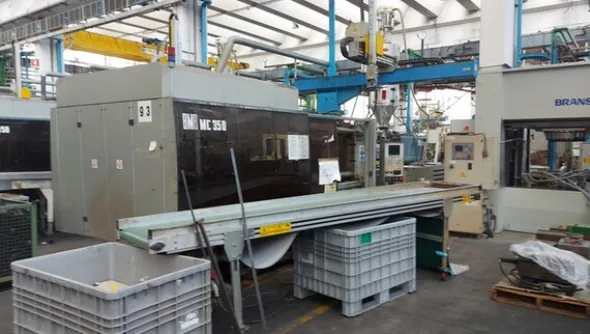 9#7165 Pressa iniezione BMB MC 350/2200