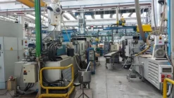9#7165 Pressa iniezione BMB MC 350/2200
