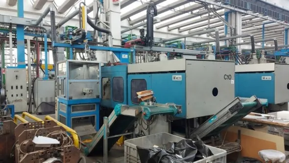 15#7165 Pressa iniezione BMB MC 270
