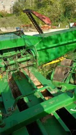 3#9736 Pressa John Deere 224WS