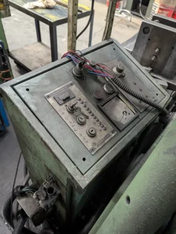 Pressa Manzoni CR 100 TON