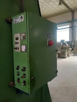 PRESSA MECCANICA MANZONI 160 ton