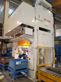 Pressa meccanica NIDEC ARISA S-2-500-240-120-FD