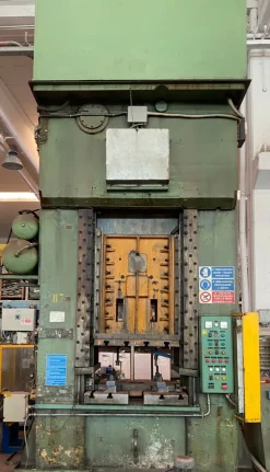 PRESSA OMEC 400T