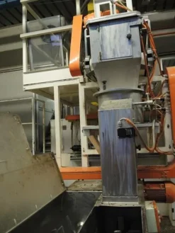 83#2536 Pressa per la produzione di pasta Braibanti