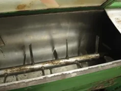 84#2536 Pressa per la produzione di pasta