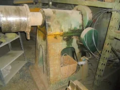 14#4637 Pressa per montaggio cingoli Berco