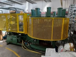 5#6439 Pressa per stampaggio a iniezione Presma