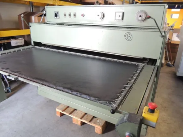 Pressa per termoaderenti MARTIN s.n.c. mod. MEPP 150