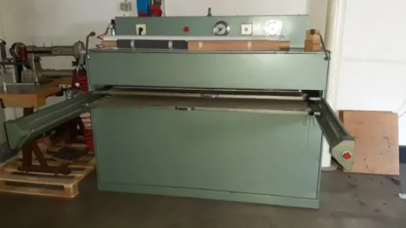 Pressa per termoaderenti MARTIN s.n.c. mod. MEPP 150