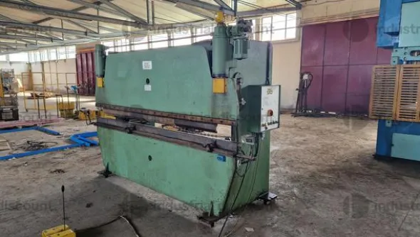 3#8862 Pressa piegatrice BL