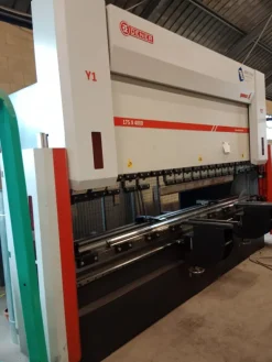 Pressa Piegatrice DENER 173x4000 – CNC Asse Y1
