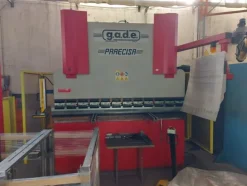 12#8076 Pressa piegatrice Gade PS250