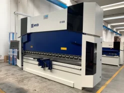 Pressa Piegatrice idraulica MVD 4100 X 320 Ton CNC