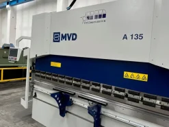 Pressa Piegatrice idraulica MVD 3100 X 135 Ton CNC