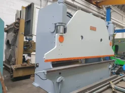 PRESSA PIEGATRICE NOVASTILMEC 4000 X 160 TON