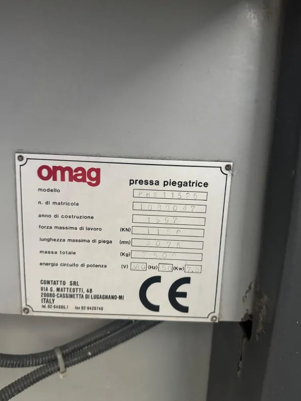 Pressa Piegatrice Omag usata