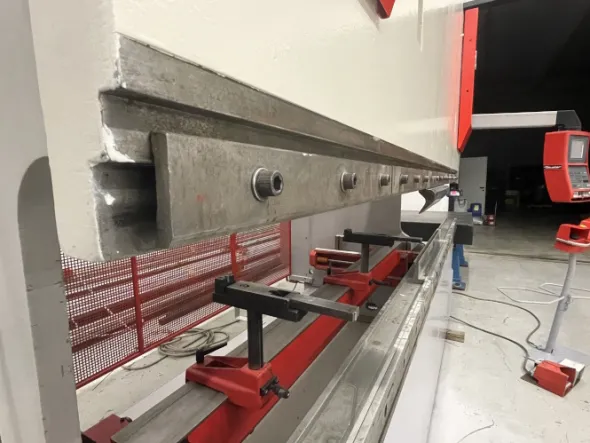 Pressa piegatrice usata BEYELER PR3