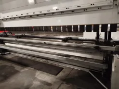 Pressa Piegatrice Vimercati 6000x250 ton