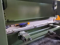 5#7247 Pressa piegatrice Warcom Futura 40-200