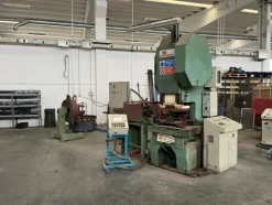 6#8297 Pressa Ross 100 Ton con avanzamento automatico Micromel