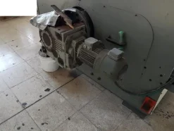 1#3139 Pressa rotativa Bergi e trasportatore aereo