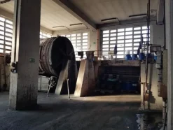 1#3139 Pressa rotativa Bergi e trasportatore aereo