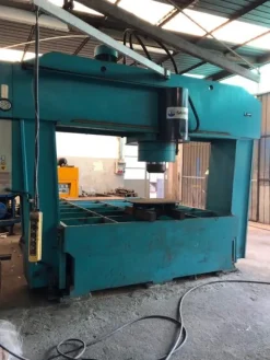 12#6949 Pressa Sahmato DKS 300 T