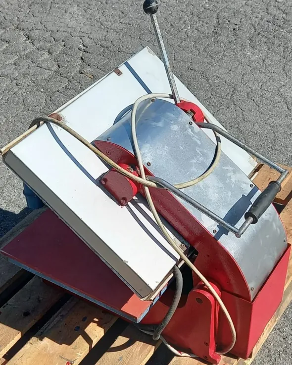 Pressa Termoadesivazione PESENTI & FROSIO