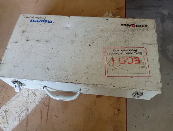 Pressatrice elettrica Ridgid