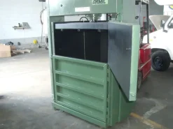 PRESSA VERTICALE marca Ormic