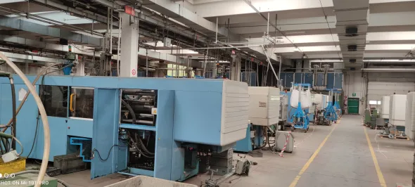 PRESSE IGNEZIONE PLASTICA BM 250
