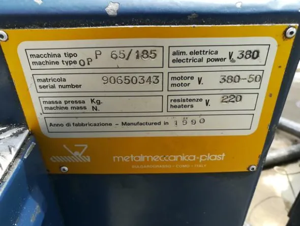 45#4247 Presse iniziezione materie plastiche