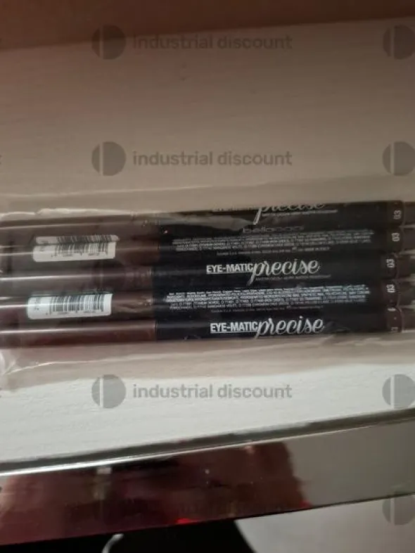 4#9203 Prodotti cosmetica manicure e prodotti solari