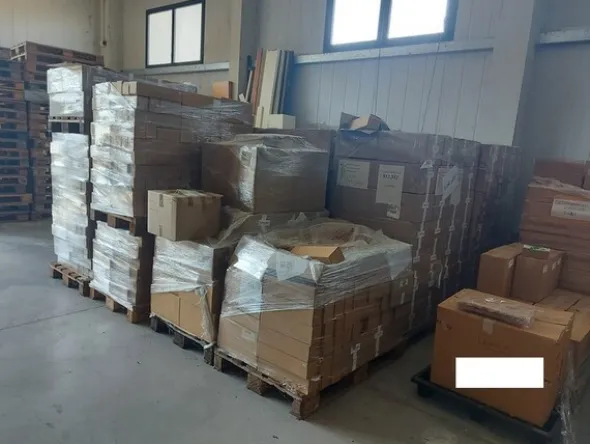 1#6135 Prodotti finiti in legno