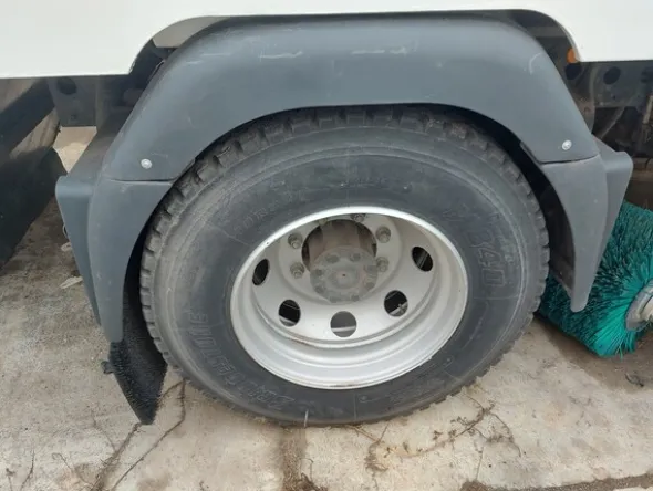 1#7541 Prototipo spazzatrice smart Mercedes-Benz