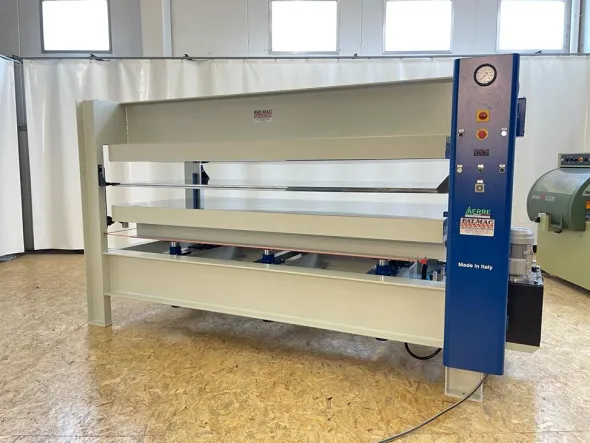 PS900 - 1222Pressa a caldo marca Aerre
