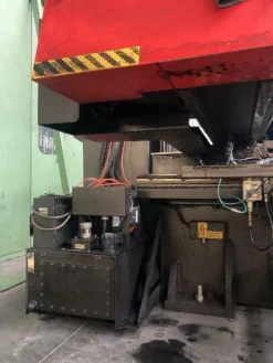 PUNZONATRICE AMADA PEGA 357